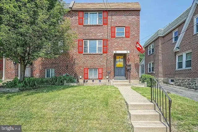 829 Spruce St #fl 1, Collingdale