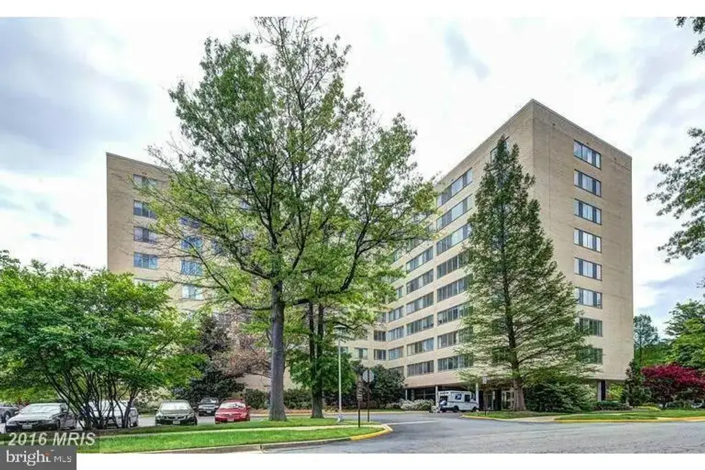 6641 Wakefield Dr #105, ALEXANDRIA