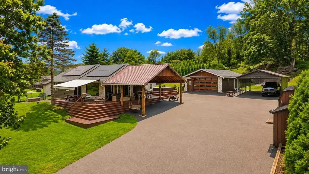 286 S Easton Belmont Pike, SAYLORSBURG