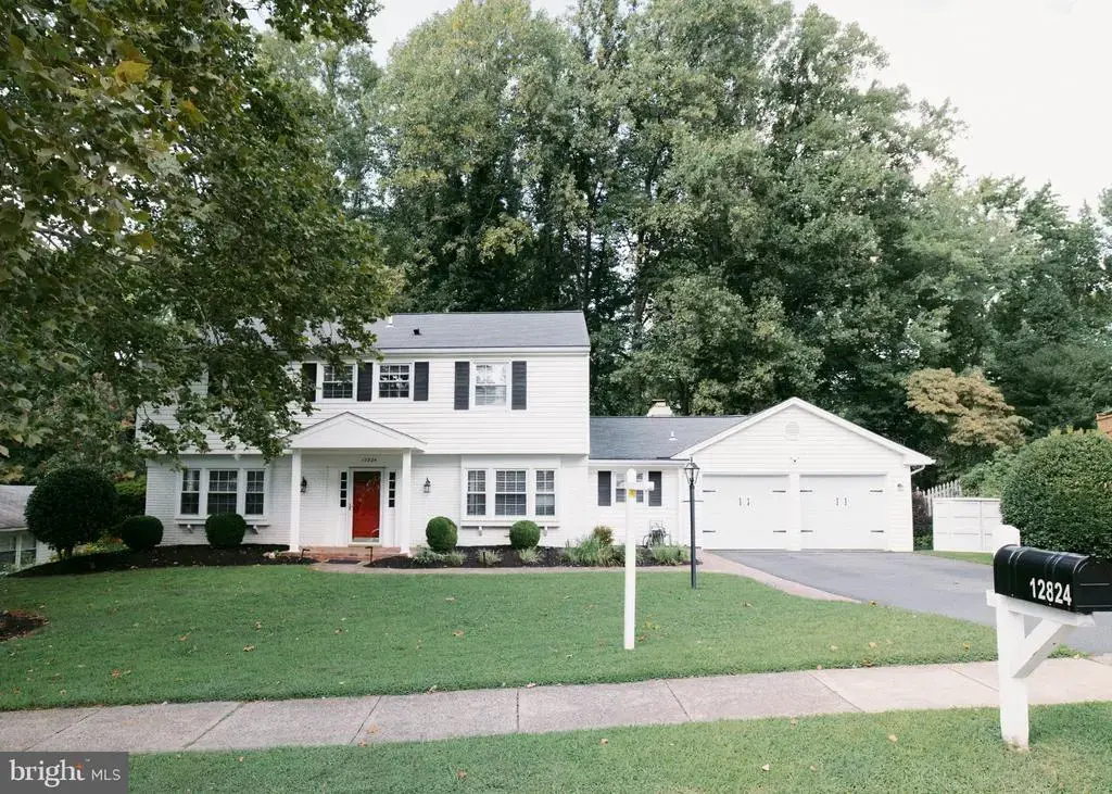 12824 Mount Royal Ln, FAIRFAX