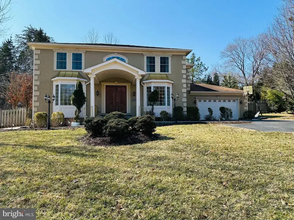 6413 Divine St, MCLEAN