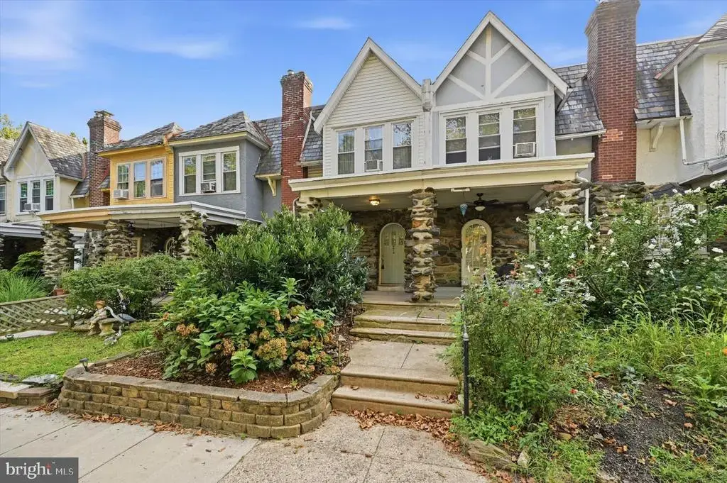 7516 Boyer St, PHILADELPHIA
