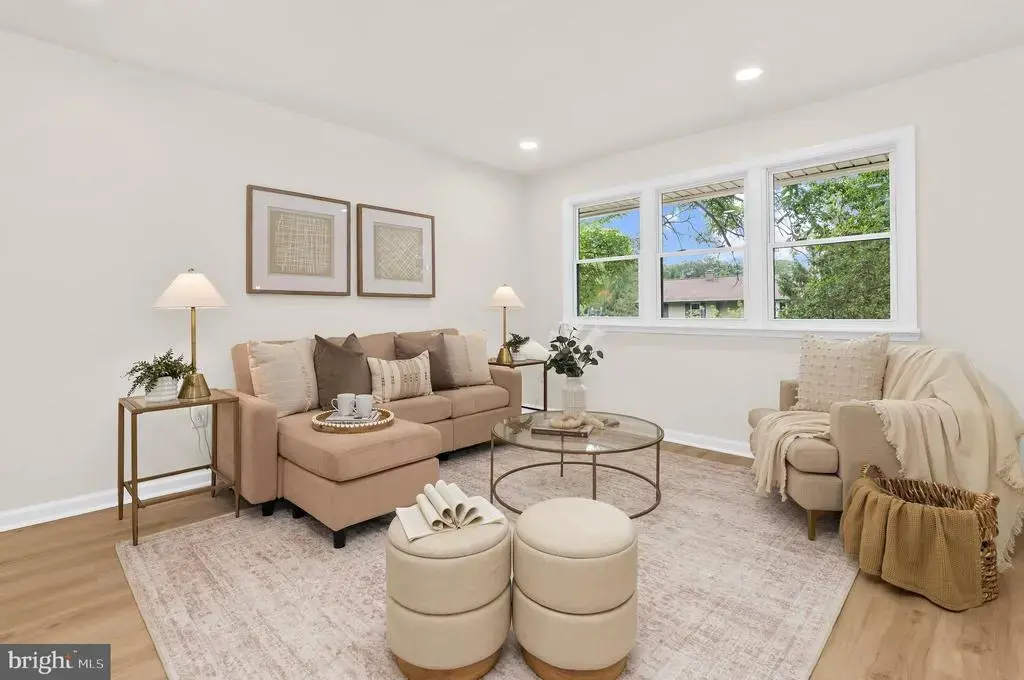 444 Ruth Rd, ARNOLD