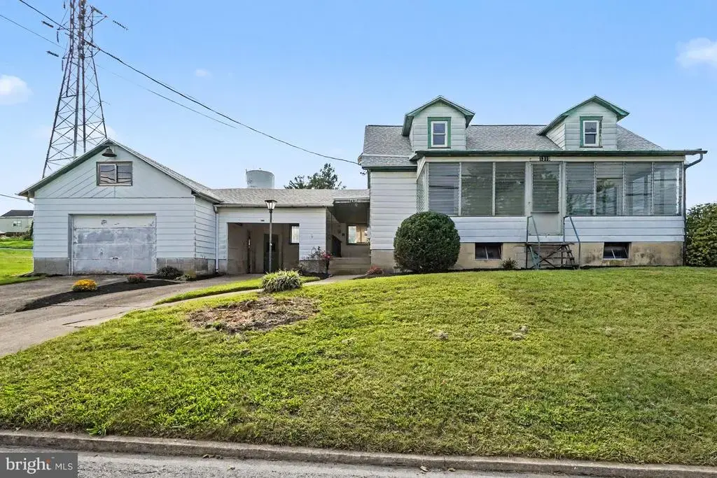 1319 Main St, HARRISBURG