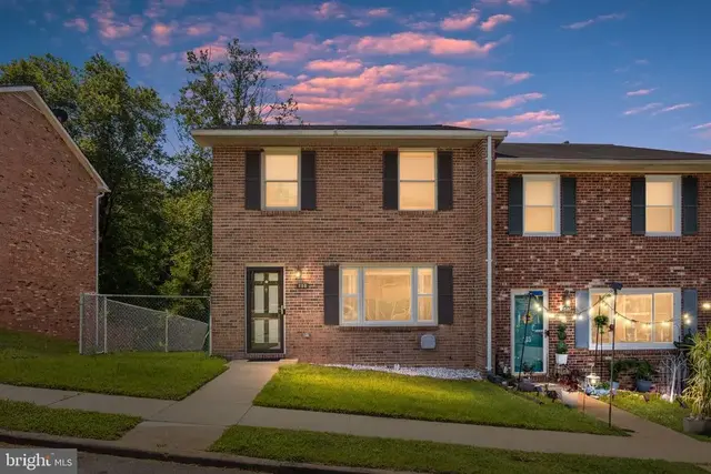 233 Overlook Ct, Fredericksburg