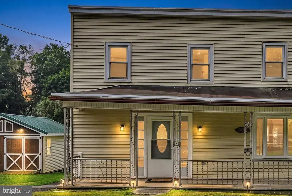760 Forest Ln, POTTSVILLE