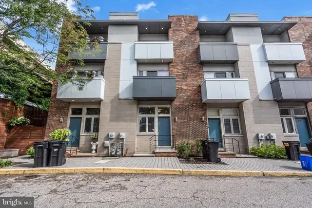 412 N Front St #31, Philadelphia
