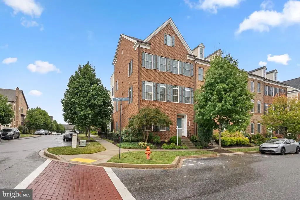 11305 Market St, FULTON