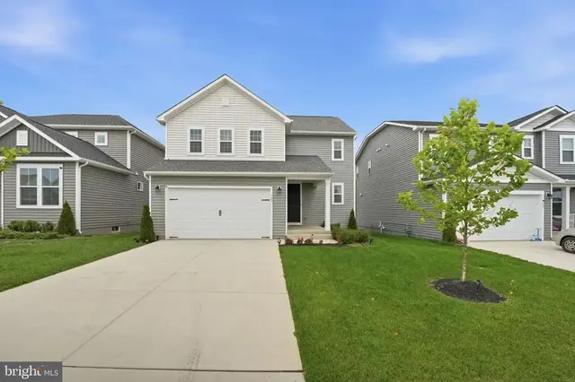 123 Curtain Fall Drive, Middletown