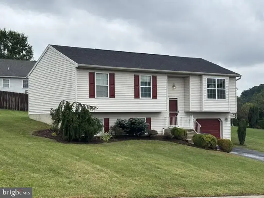160 Asbury Ct, MOUNT WOLF