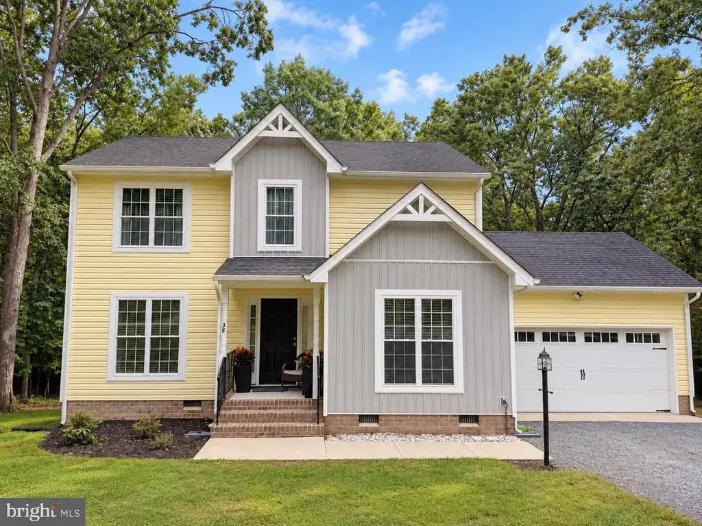 38 Marwood Dr, PALMYRA