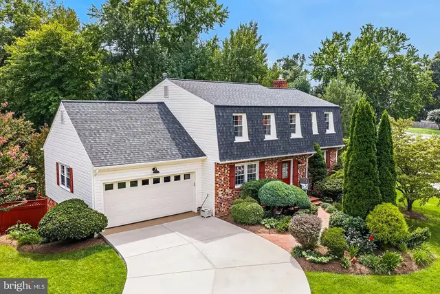 10444 Stallworth Ct, Fairfax