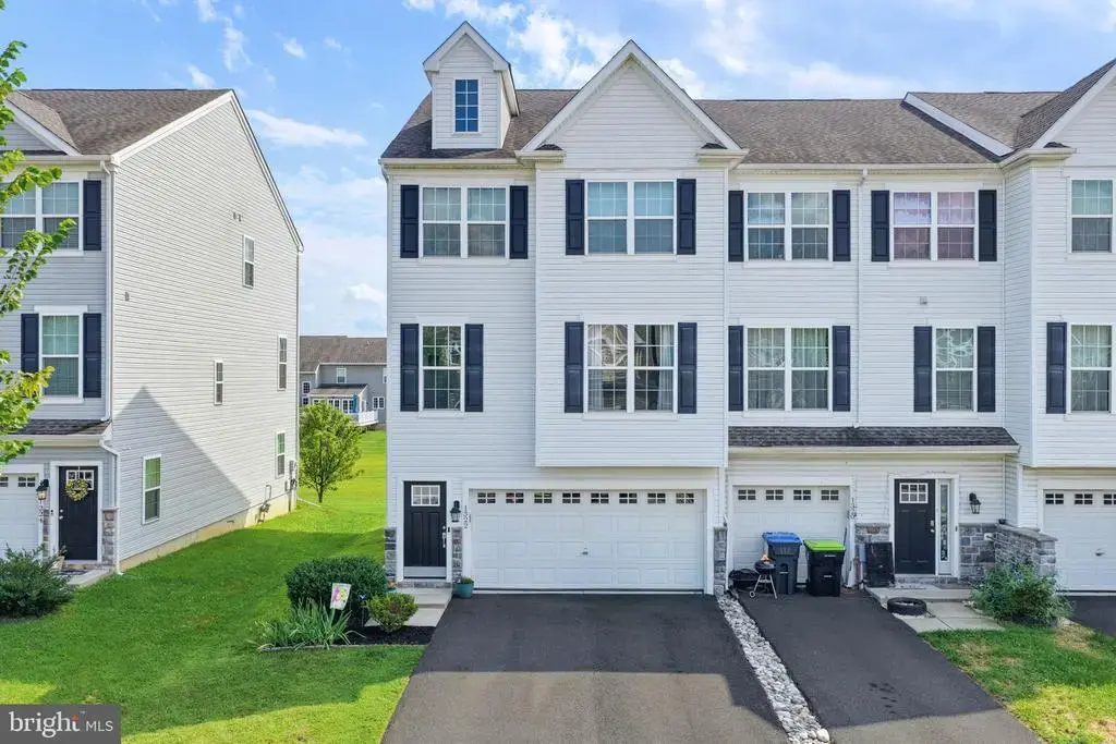 1322 Carrick Ct, MIDDLETOWN