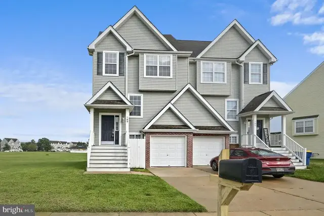 189 W Sheldrake Cir, Dover