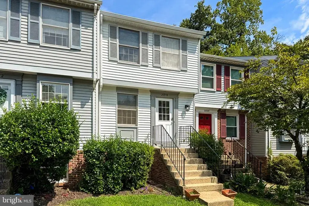 2810 New Providence Ct, FALLS CHURCH