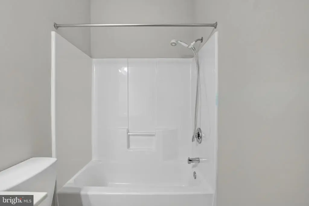 3000 Fountainview Cir #3109, NEWARK