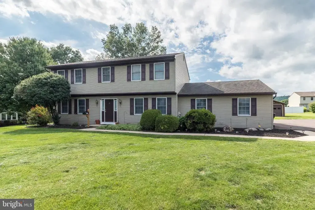 110 Old Airport Rd, DOUGLASSVILLE