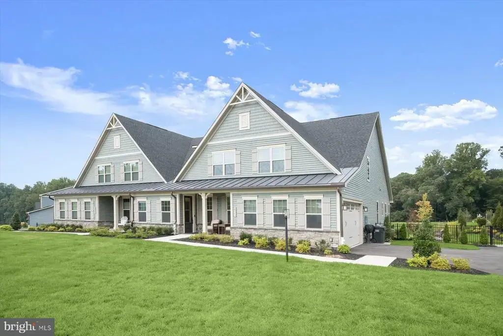 8523 Lallybroch Ln, FULTON