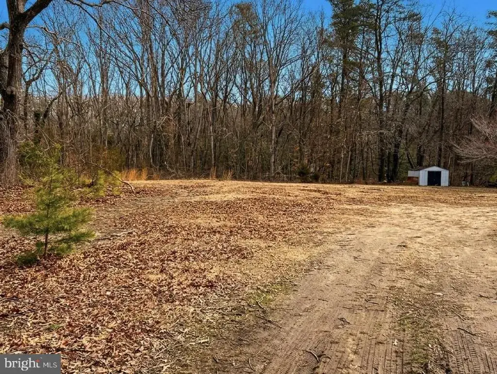 12156 Rousby Hall Rd, LUSBY
