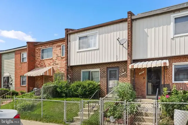 1359 Barnaby Ter Se, Washington