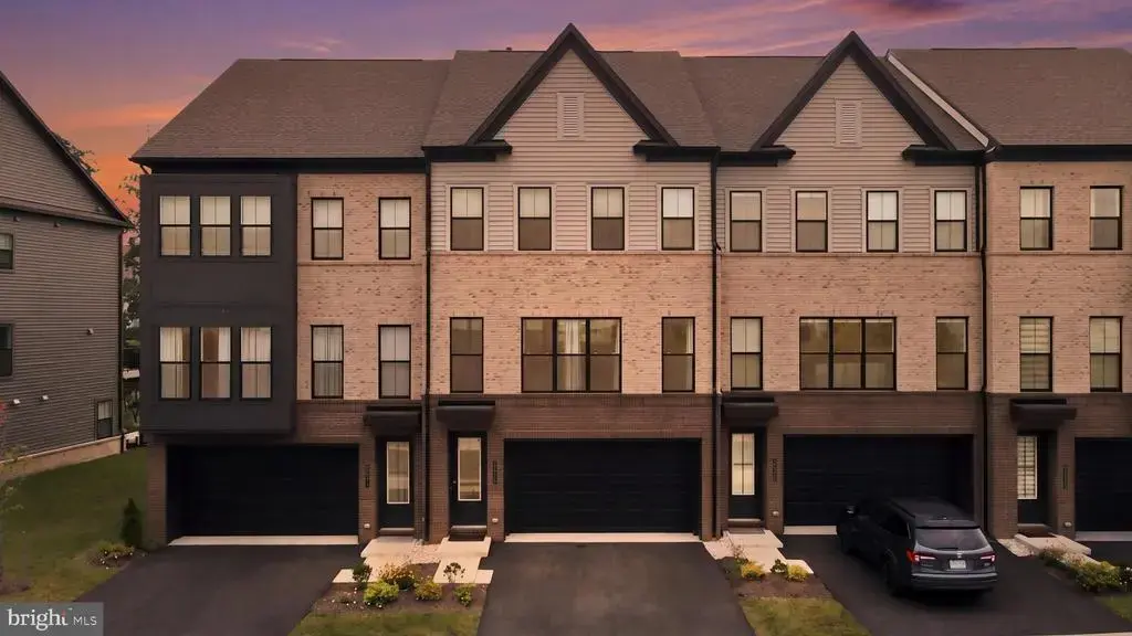 22976 Copper Tree Ter, ASHBURN