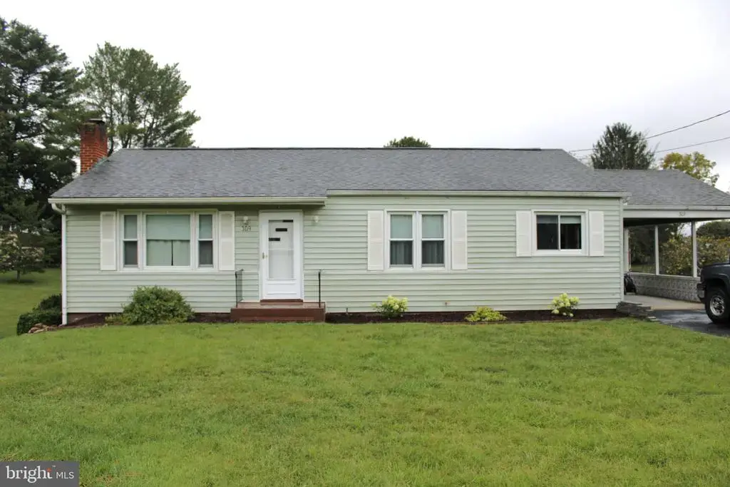 309 S Summit Ave, WOODSTOCK