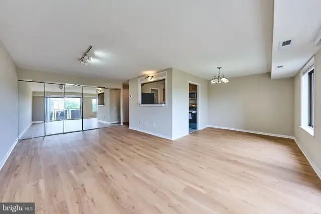 3101 S Manchester St #712, Falls Church
