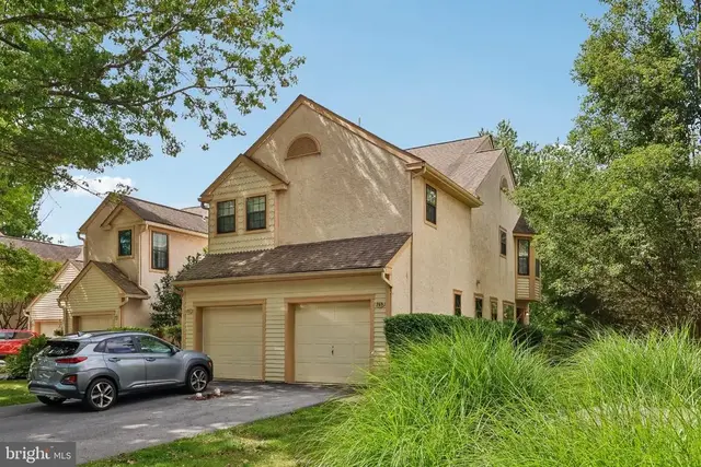 769 Brettingham Ct #601, West Chester