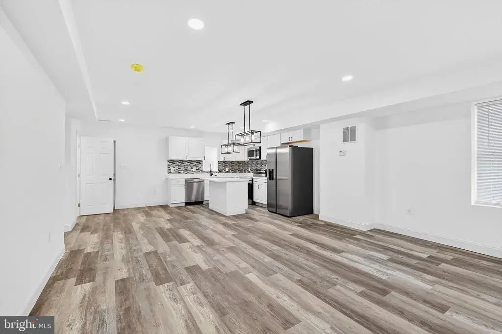 2500 W Franklin St, BALTIMORE