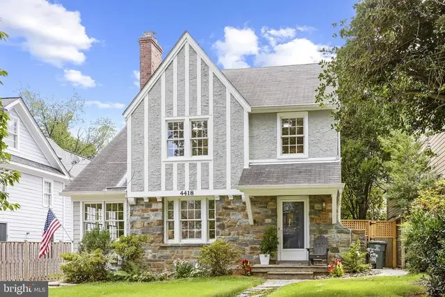 4418 Ridge St, Chevy Chase