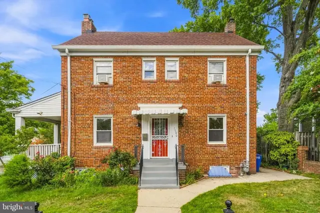 1700 Douglas St Ne, Washington