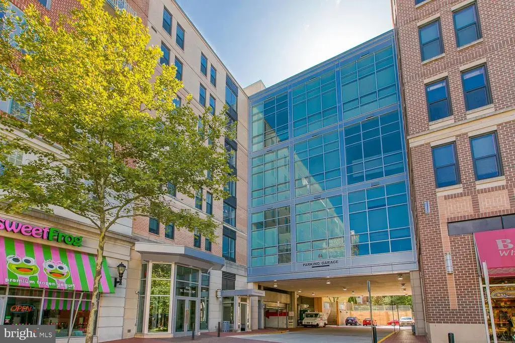 444 W Broad St #515, FALLS CHURCH