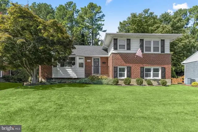 906 Southwick Dr, Towson