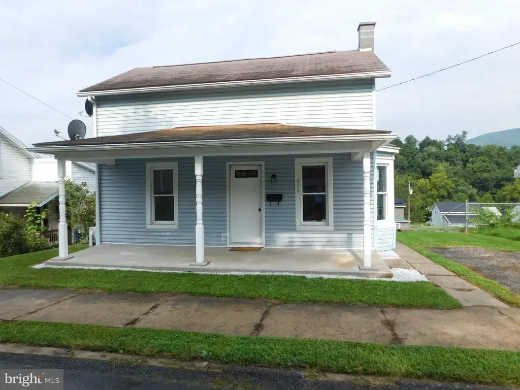 419 E Freedom Ave E, BURNHAM