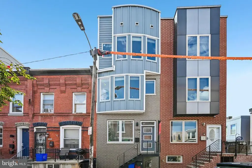1256 N Hollywood St, PHILADELPHIA
