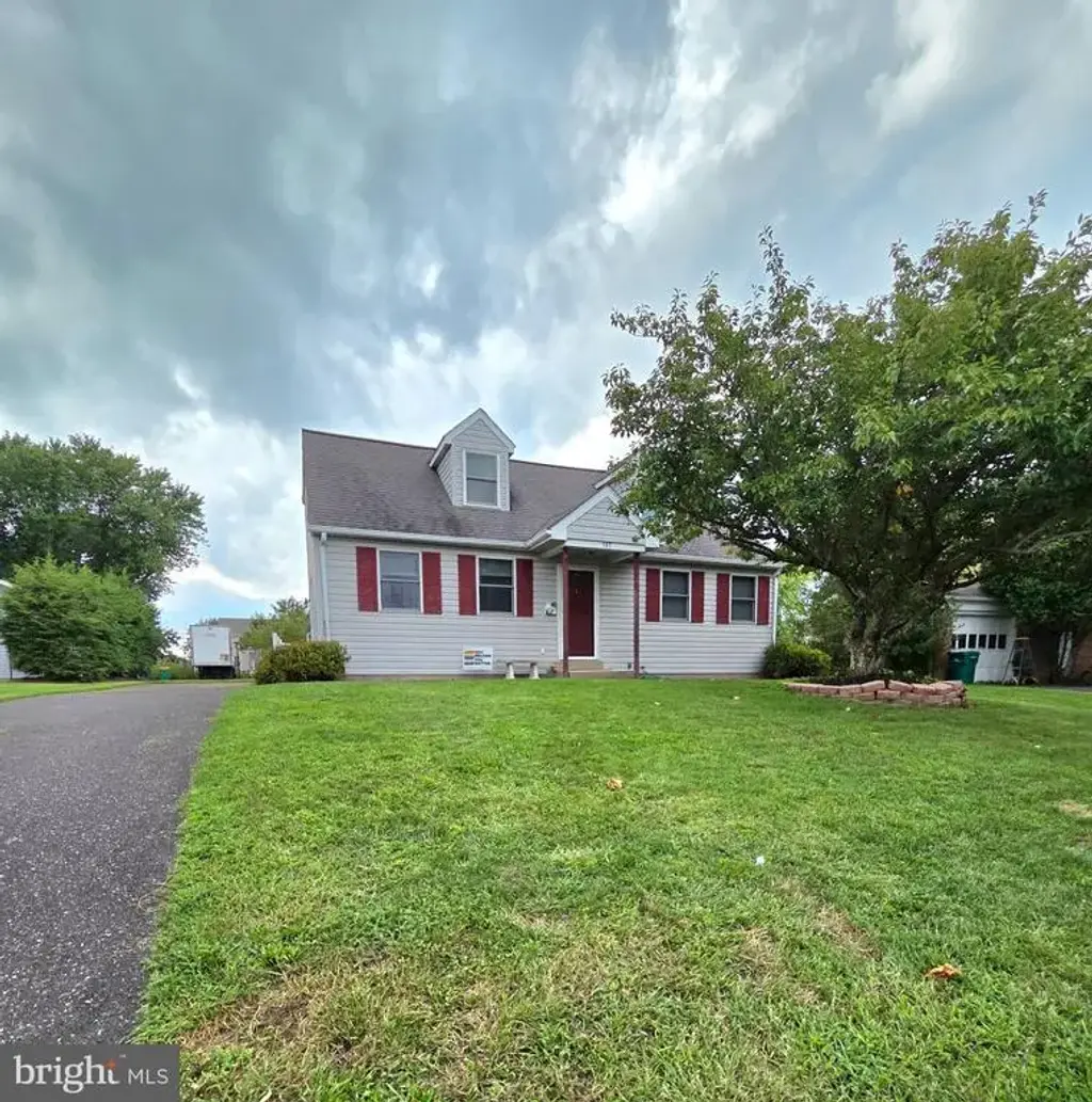 197 Washington #, RED HILL