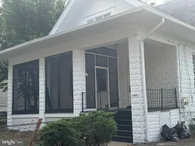 N/A, Arlington