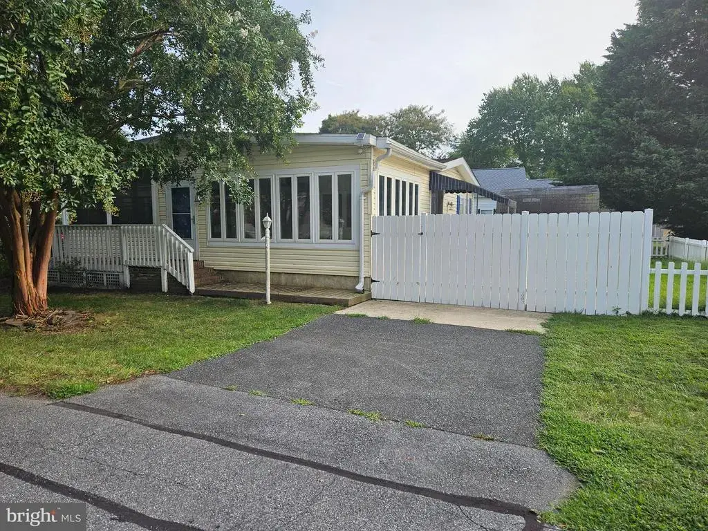 19602 Queen Ln #30, REHOBOTH BEACH