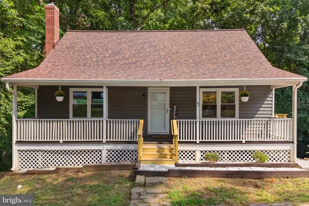 5 Huntington Dr, FREDERICKSBURG