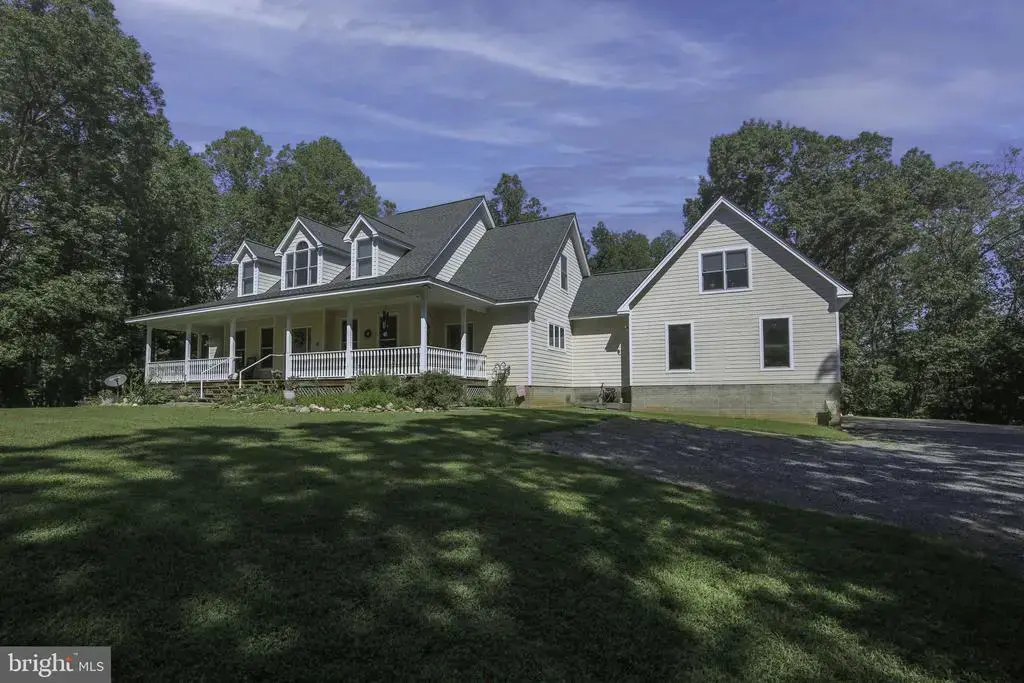 1561 Hickory Creek Rd, LOUISA