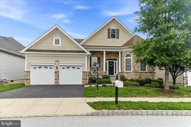 708 Hillview Dr, Collegeville