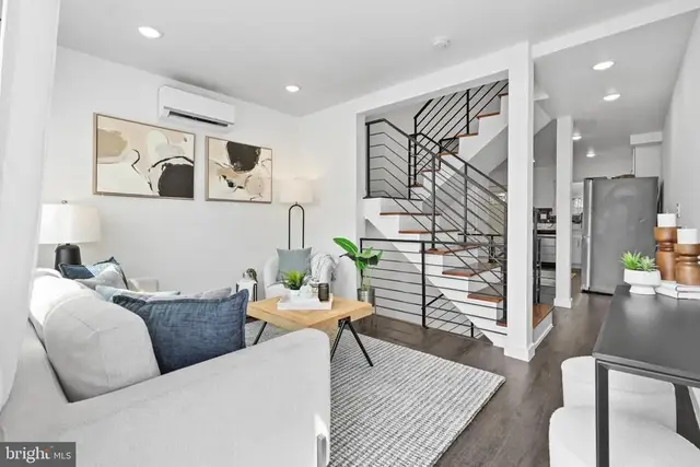 39 W Wildey St, Philadelphia