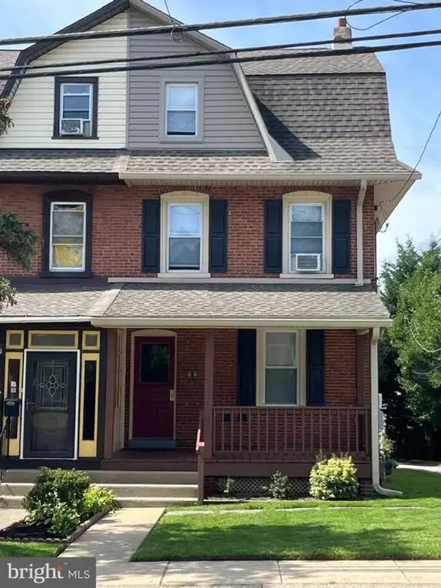 18 W Spring Ave #2, Ardmore