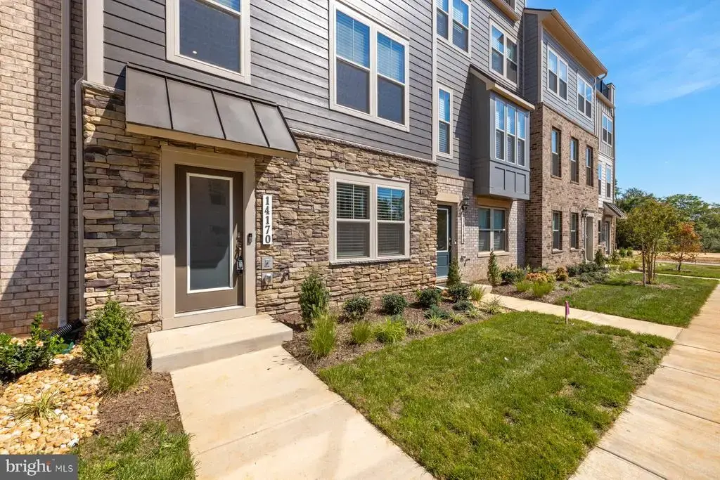 14170 Slate St, WOODBRIDGE