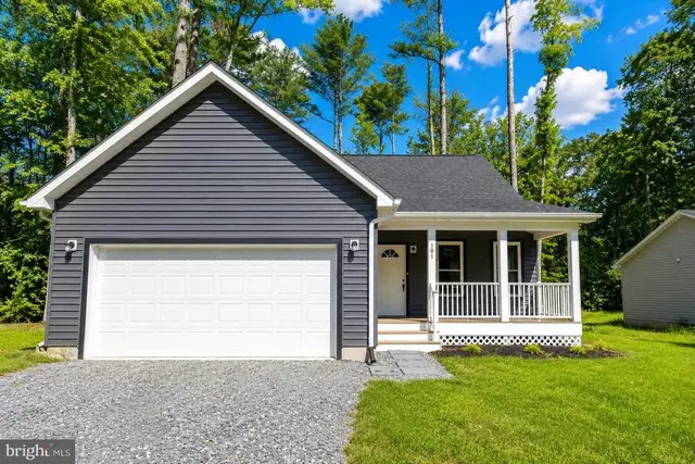 191 Woodbine Dr, Colonial Beach