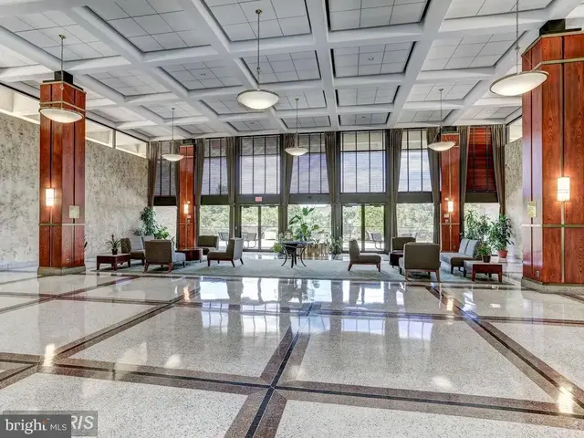 5505 Seminary Rd #708n, Falls Church