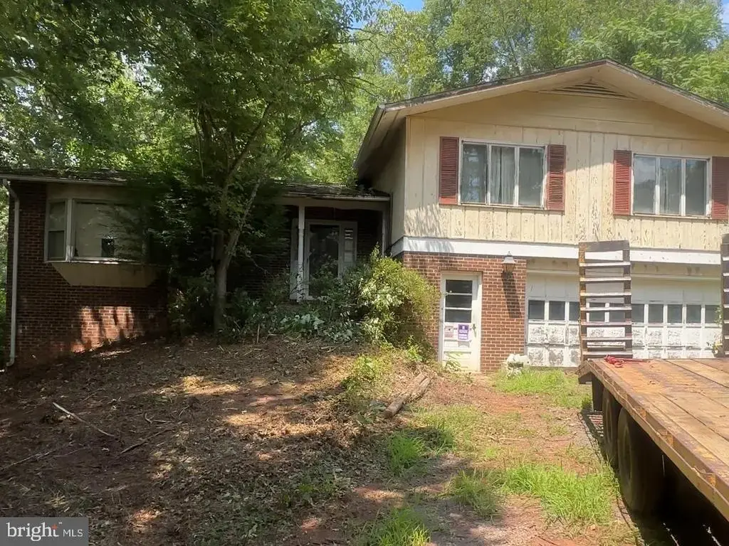 14327 Aden Rd, NOKESVILLE