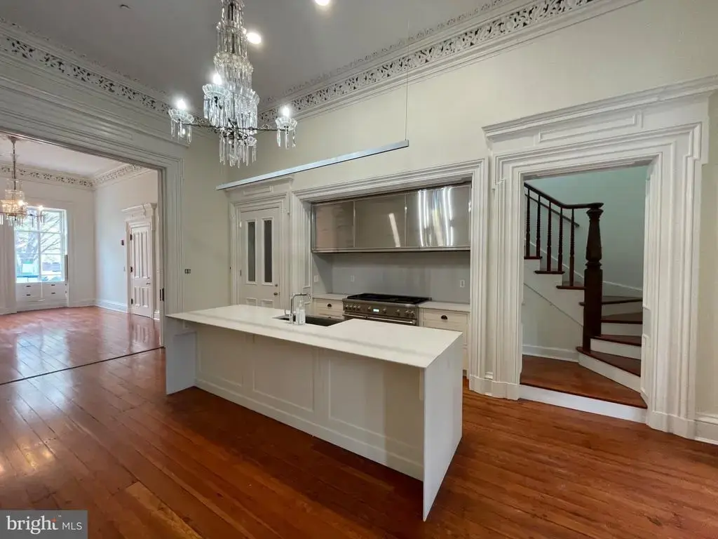 18 E Mt Vernon Pl #3, BALTIMORE