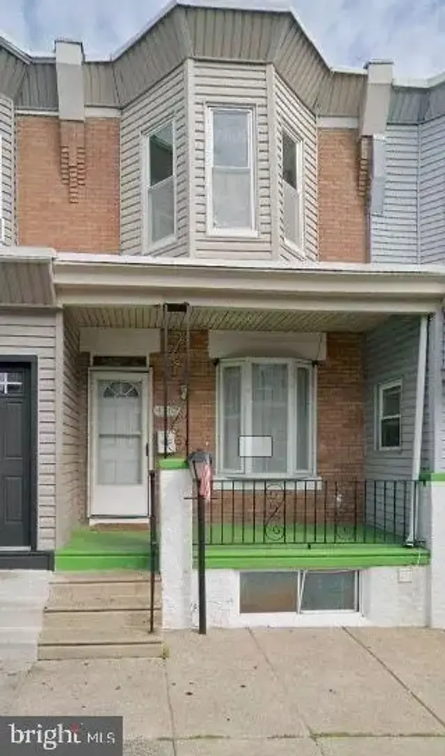 4262 Salmon St, Philadelphia