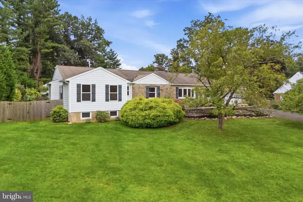 1484 Grasshopper Rd, HUNTINGDON VALLEY